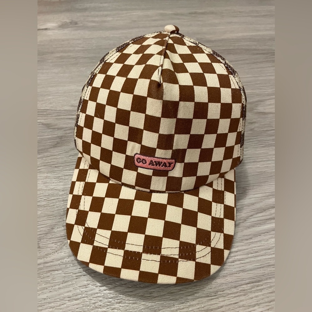 URBAN OUTFITTERS Brown Checkered Trucker Hat Baseball Cap Adjustable.